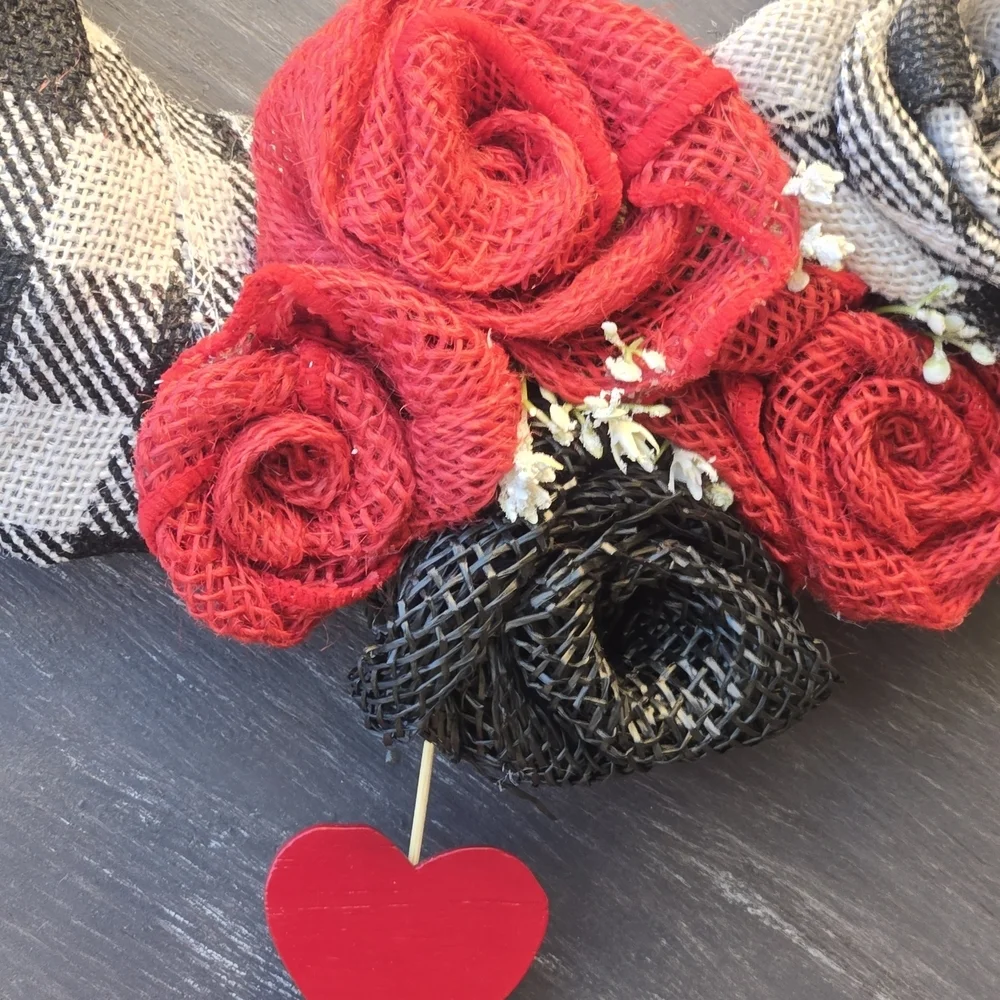 Handmade Heart-shaped Valentine's Day Wreath with black and white buffalo plaid